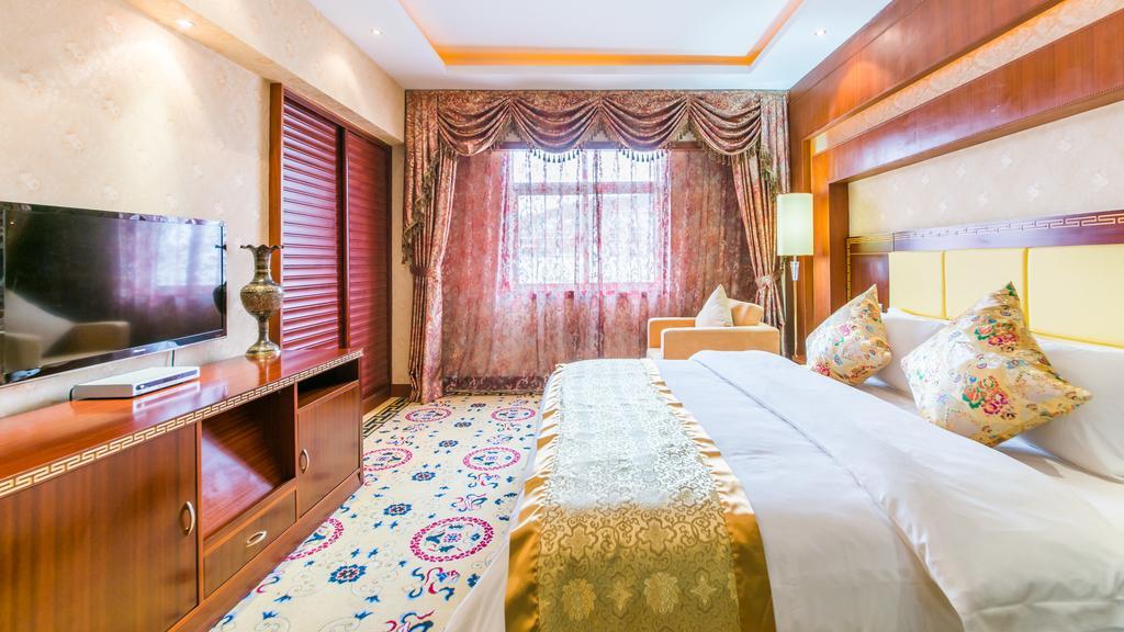 Shenchuan Tibetan Style Hotel Shangri-La Zewnętrze zdjęcie